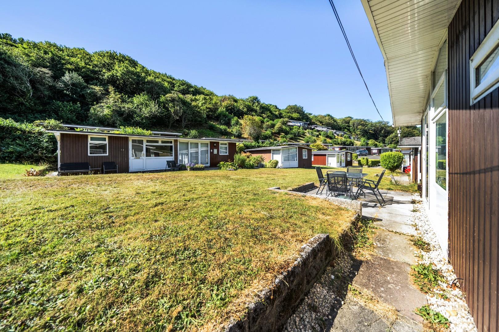 Summercliff Chalets, Caswell Bay, Caswell, Swansea, SA3 3BP